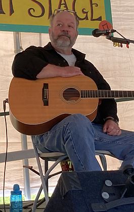 Bill and Nat at Belfast farmers market 6/3/22